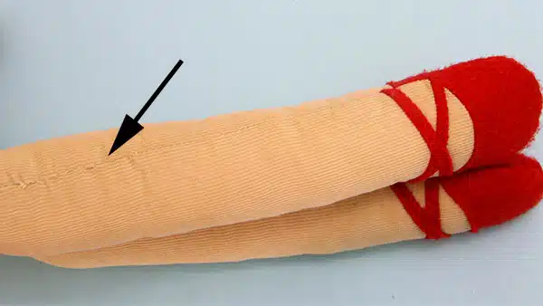 how-to-sew-ladder-stitch-2