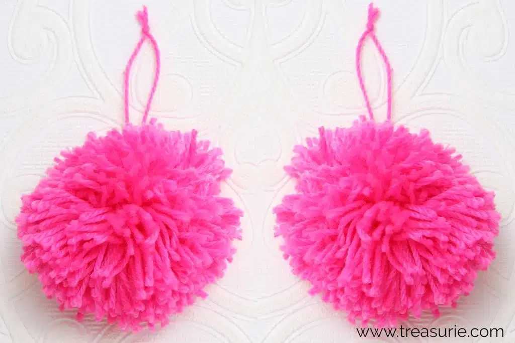How to Make Pom Poms from Cardboard