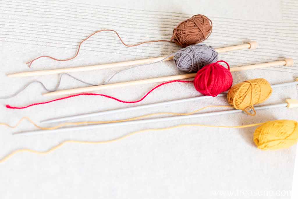 Knitting Needle Sizes for Yarns