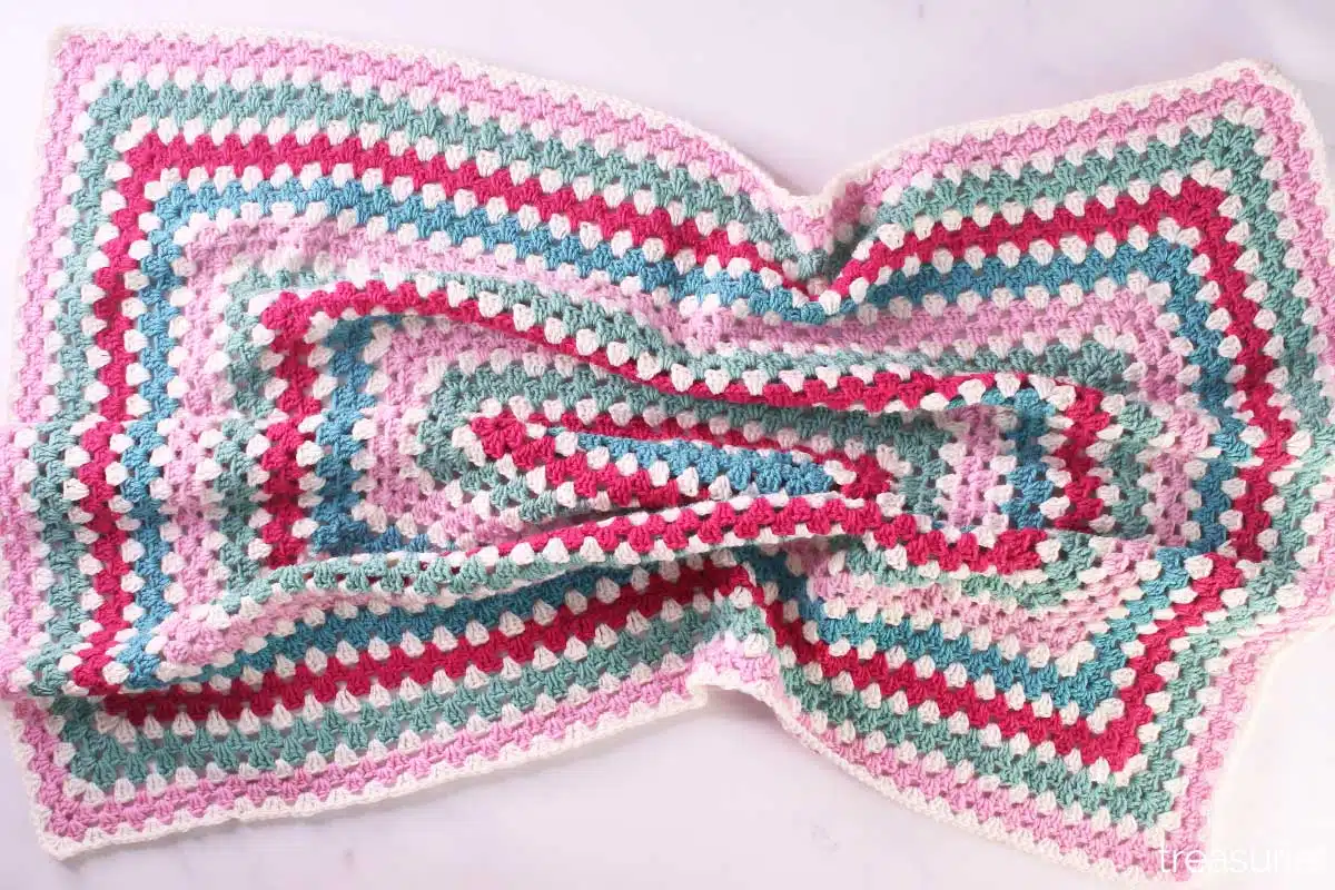 Rectangle Crochet Blanket Pattern (Free, Make Any Size!) TREASURIE