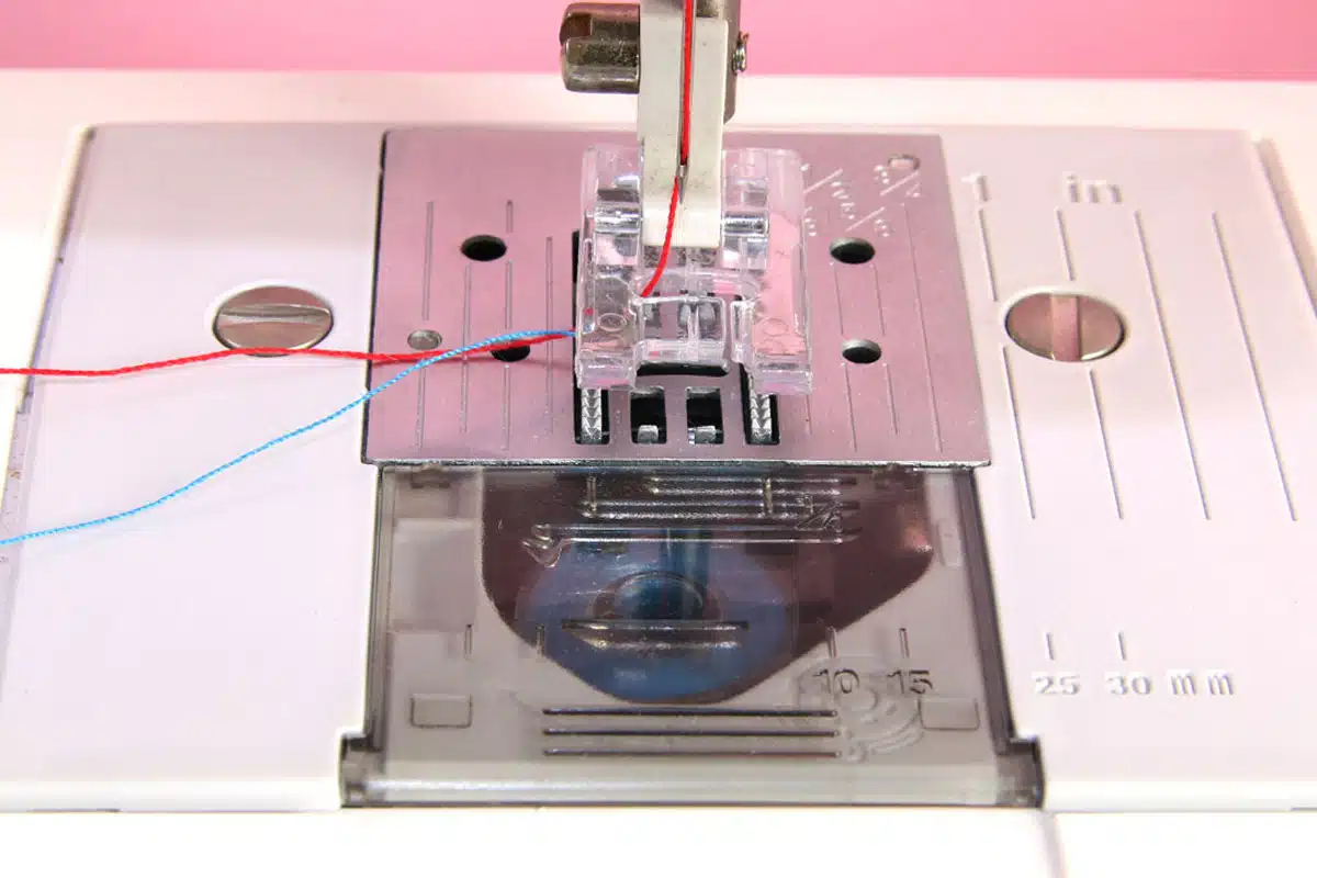 How to Thread a Sewing Machine - Meld Threads