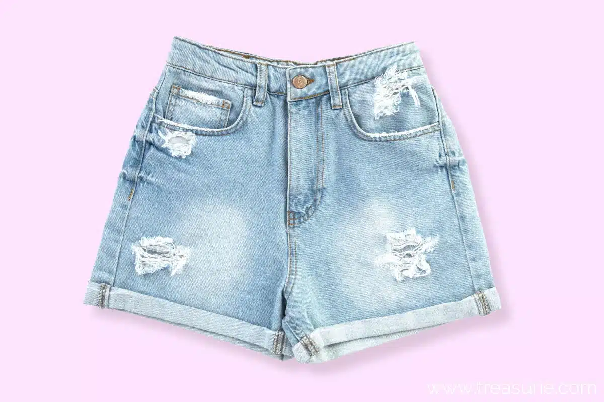 How to cut fashion jeans into cuffed shorts