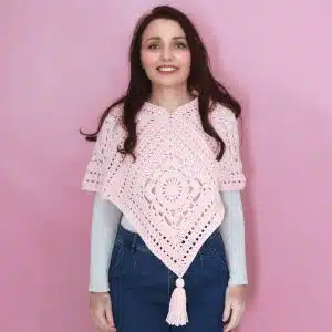 Willow poncho crochet pattern featured image